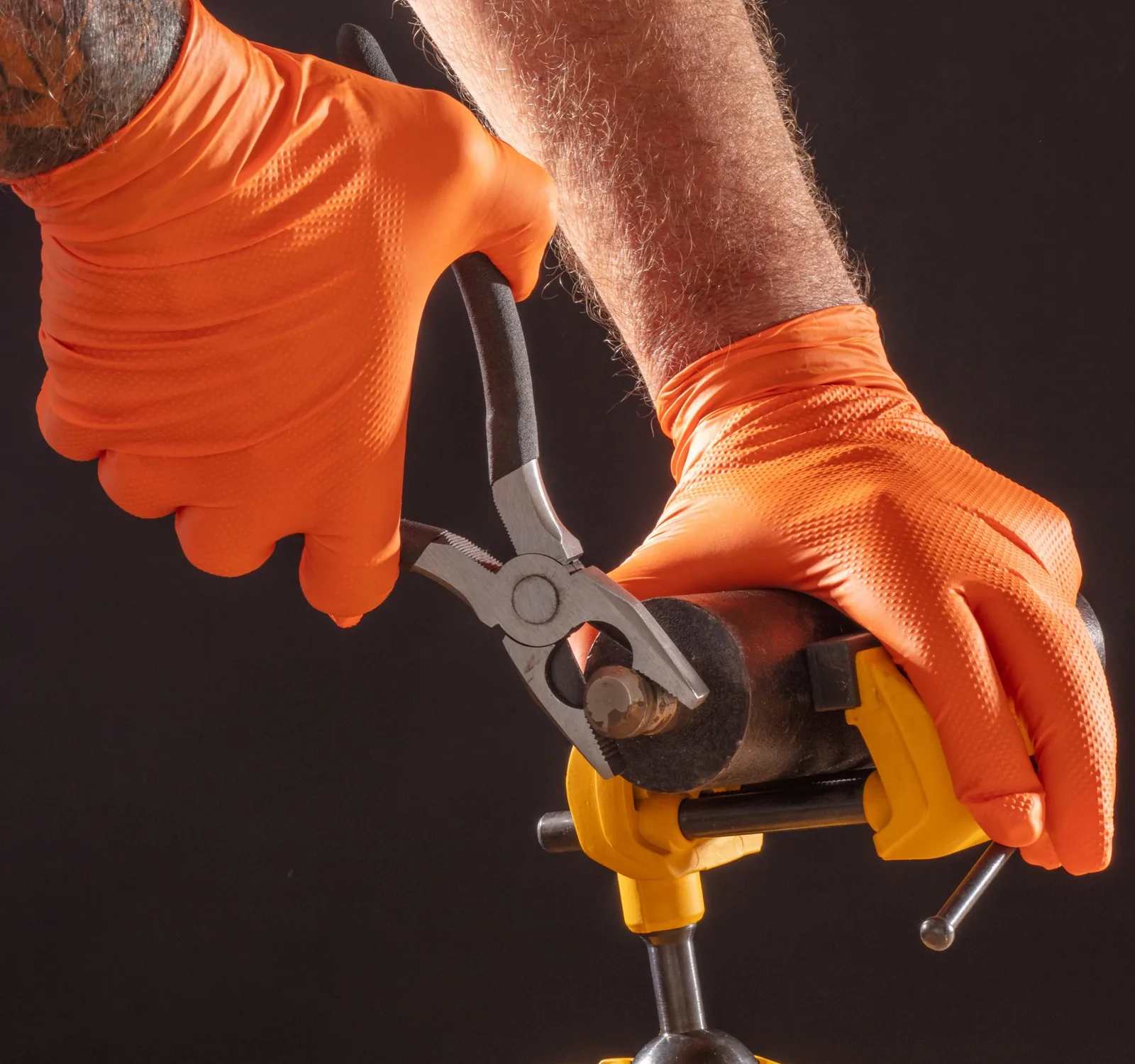 Gator Gripz gloves gripping workshop tools